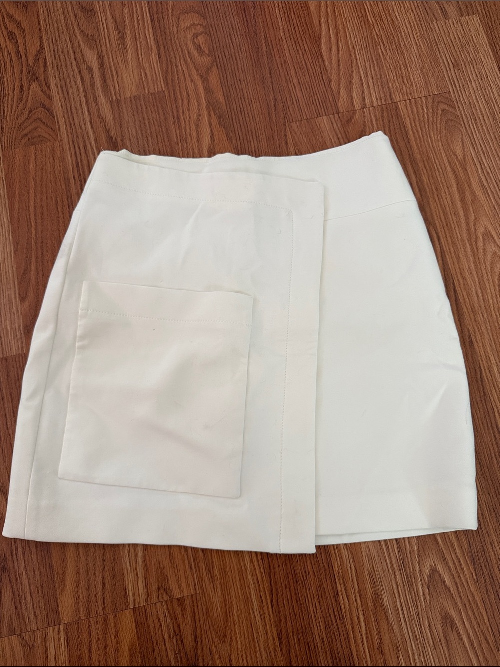 Halston Heritage White Mini Skirt with Front Pocket
